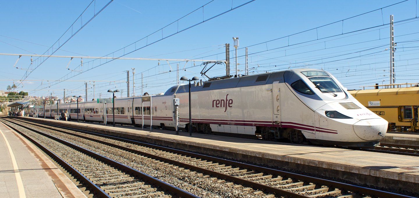 RENFE Baureihe 130 (Talgo 250) in Tarragona