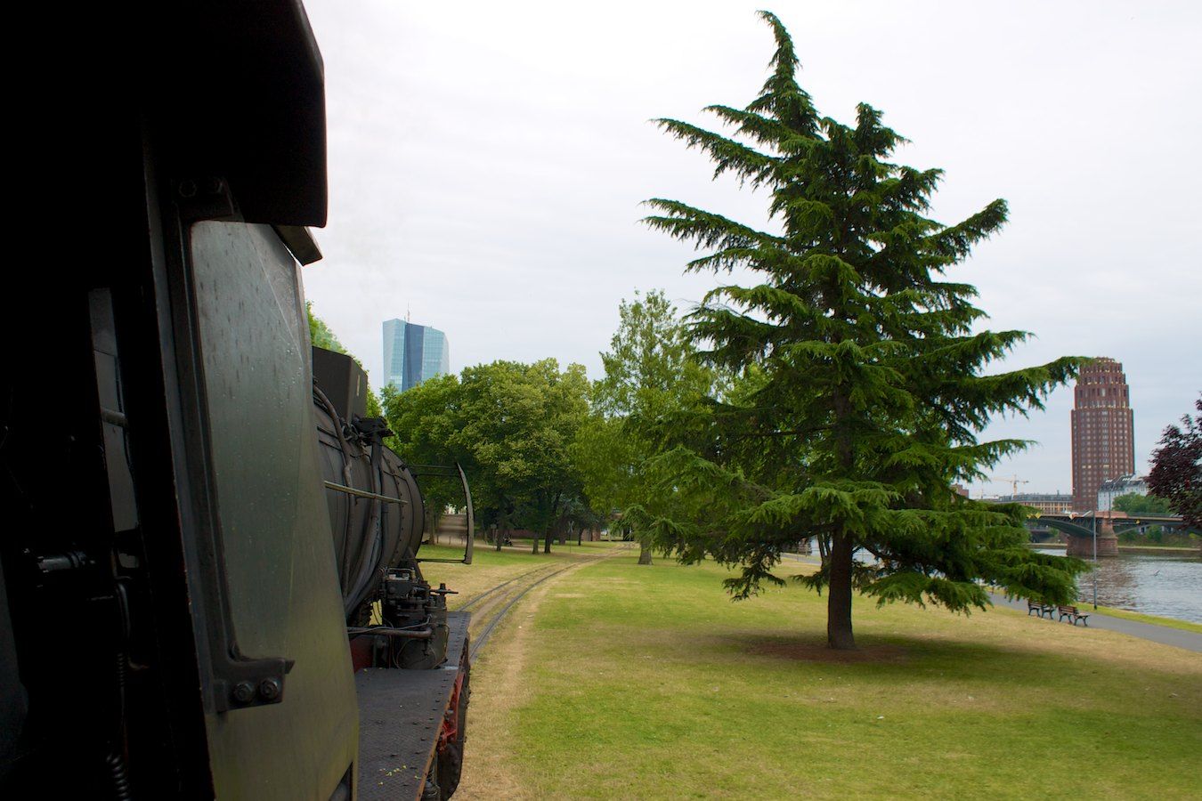 Ausblick aus der 52 4867 kurz hinter dem Eisernen Steg