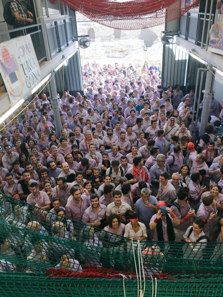 Nach dem Auftritt; Foto aus dem Twitter-Account der Colla Jove